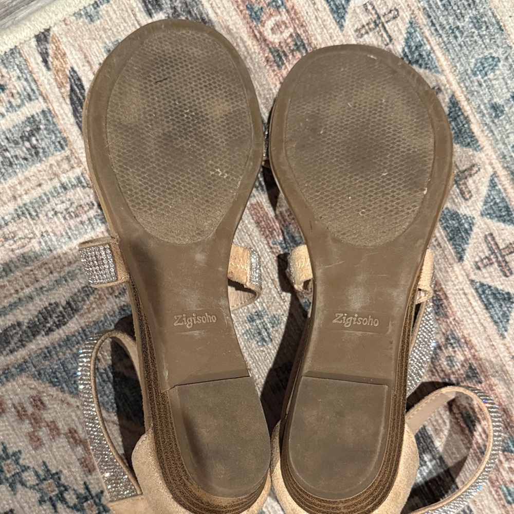 Zigi Soho Sparkly Strappy Sandals - Picture 4 of 5